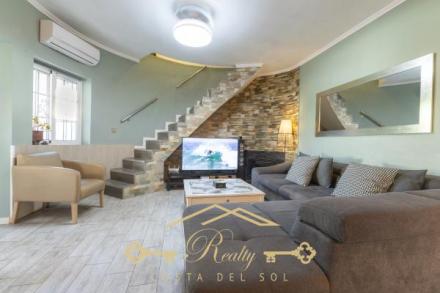 Exclusiva Casa Pareada en Venta en Benalmádena – Urbanización Xanadú